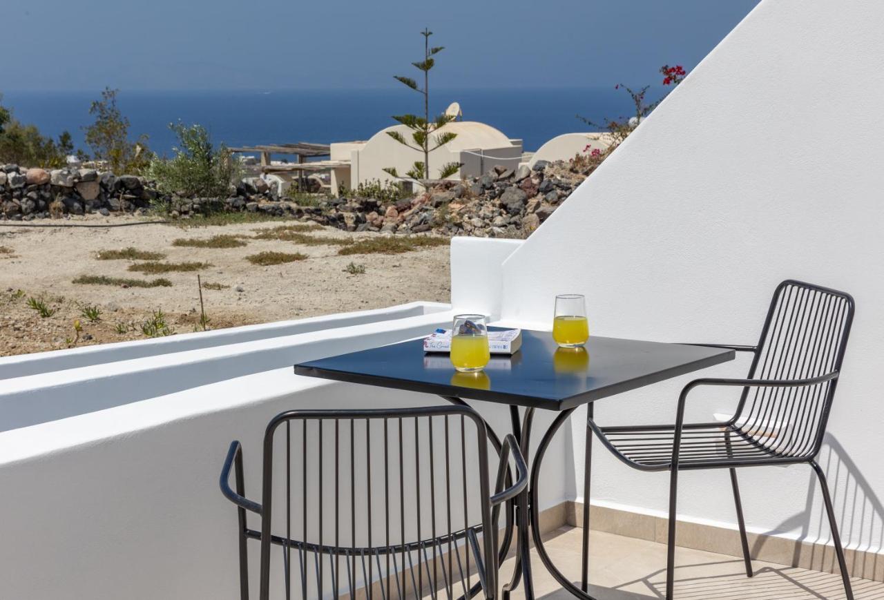 Theophrasti Suites Foinikia  Luaran gambar