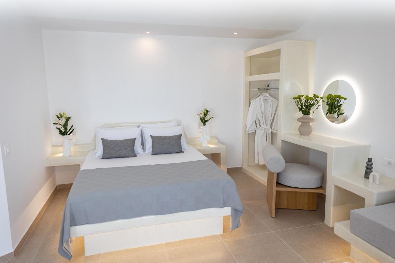 Theophrasti Suites Foinikia  Luaran gambar