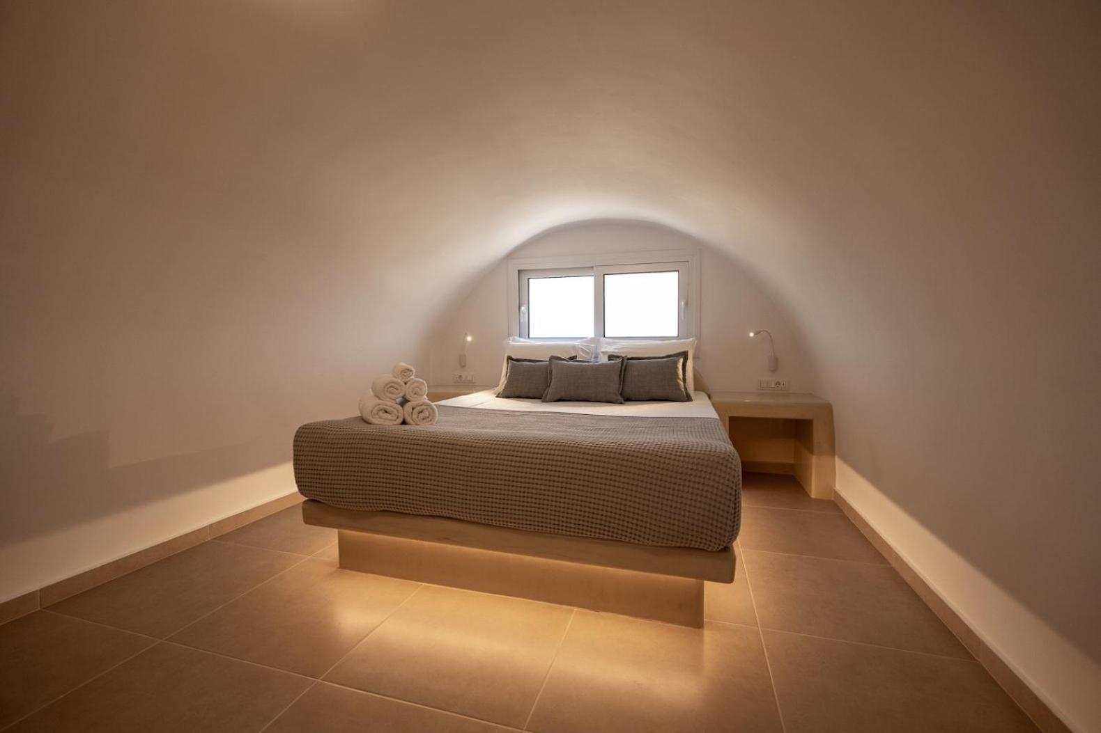 Theophrasti Suites Foinikia  Luaran gambar