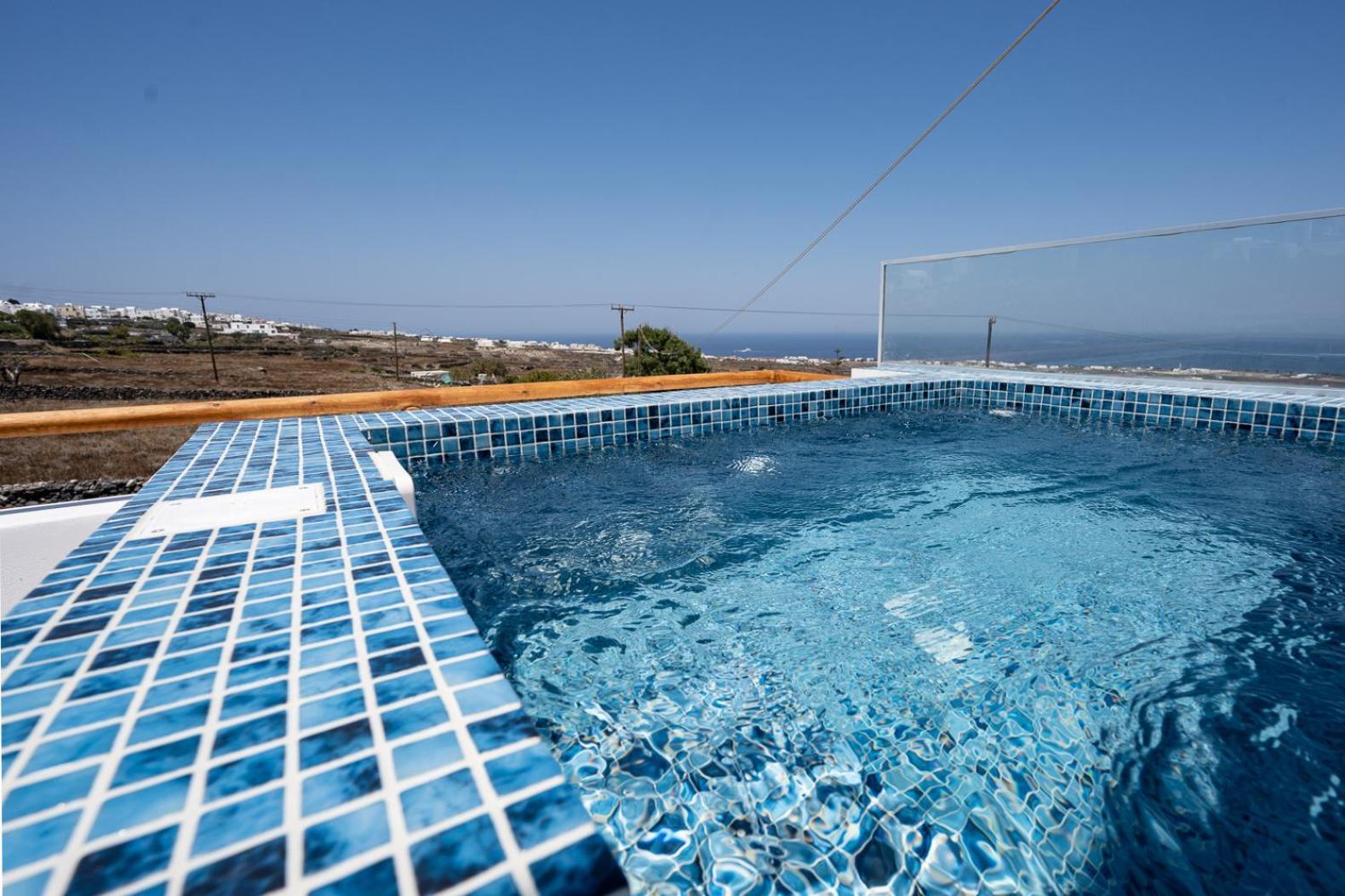 Theophrasti Suites Foinikia  Luaran gambar