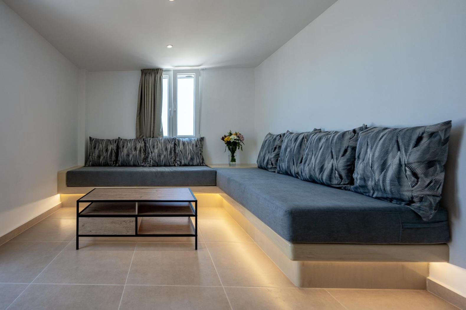 Theophrasti Suites Foinikia  Bilik gambar