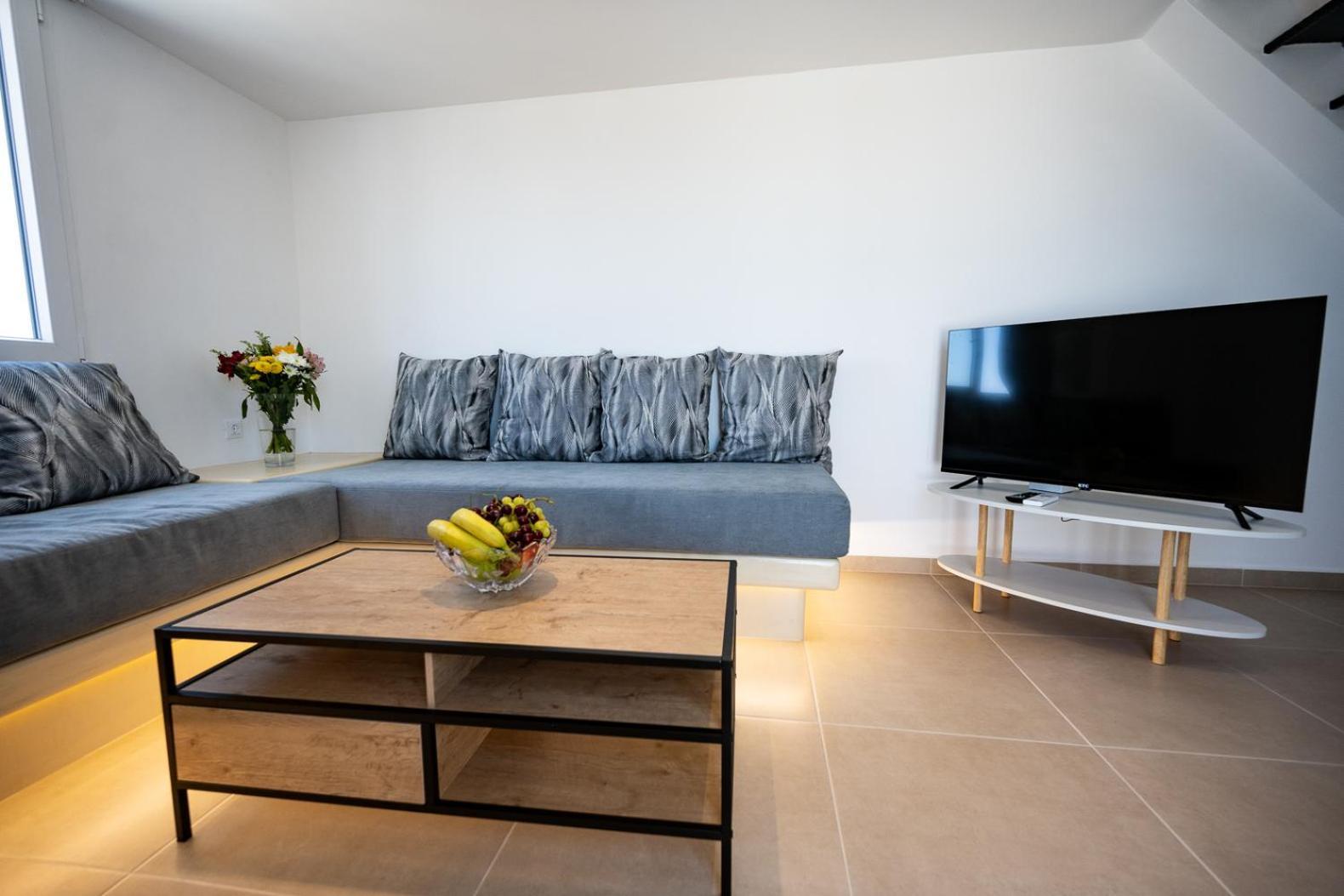 Theophrasti Suites Foinikia  Bilik gambar